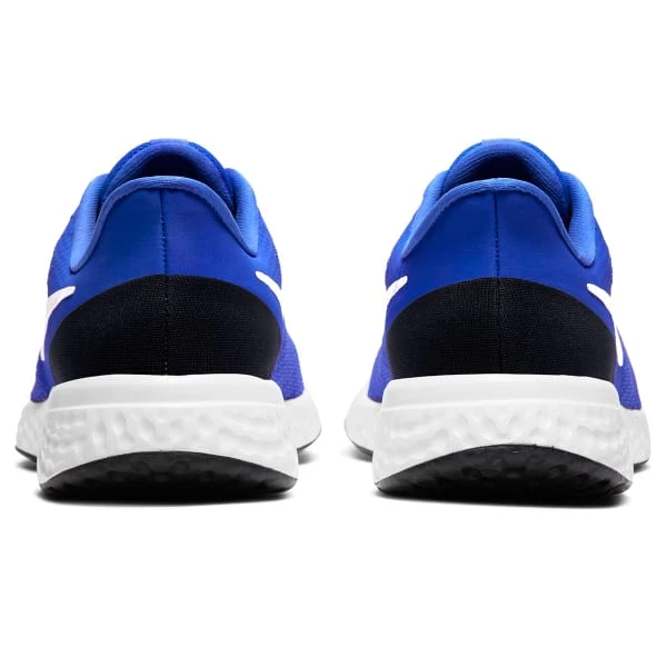 NIKE Boys' Revolution 5 Running Shoe, Wide - Image 6